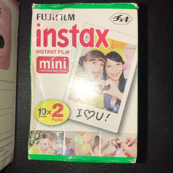 FIJIFILM INSTAX MINI 8 + FILM + BATTERIES - Picture 4 of 5